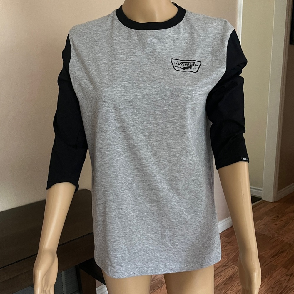 NWT - Vans Off The Wall Boys 3/4 Sleeve T-Shirt Logo Skateboard Top L Grey
Black